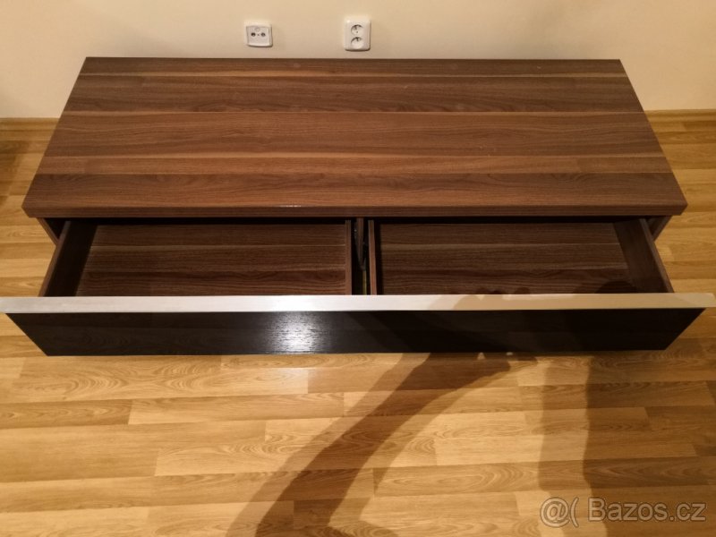 Bytový nábytek - 2