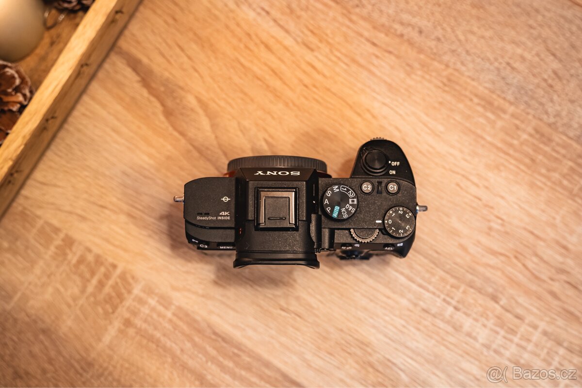SONY Alpha A7 III - 2