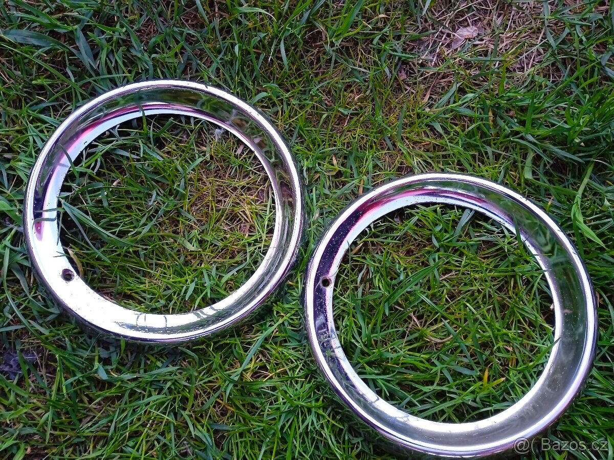 Rámečky světel Škoda 1000MB - 2