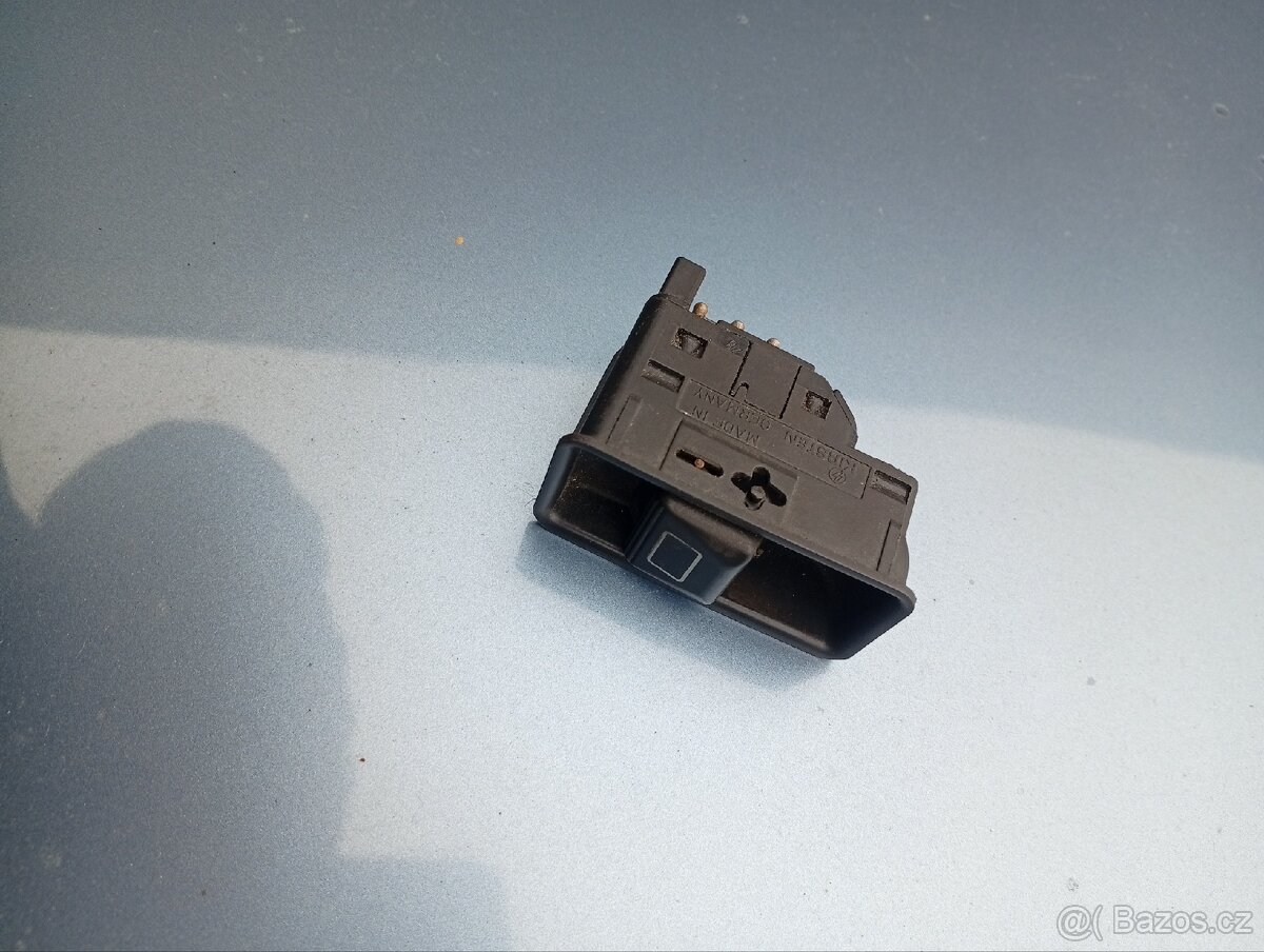 Spínač šíbru mercedes w124 - 2