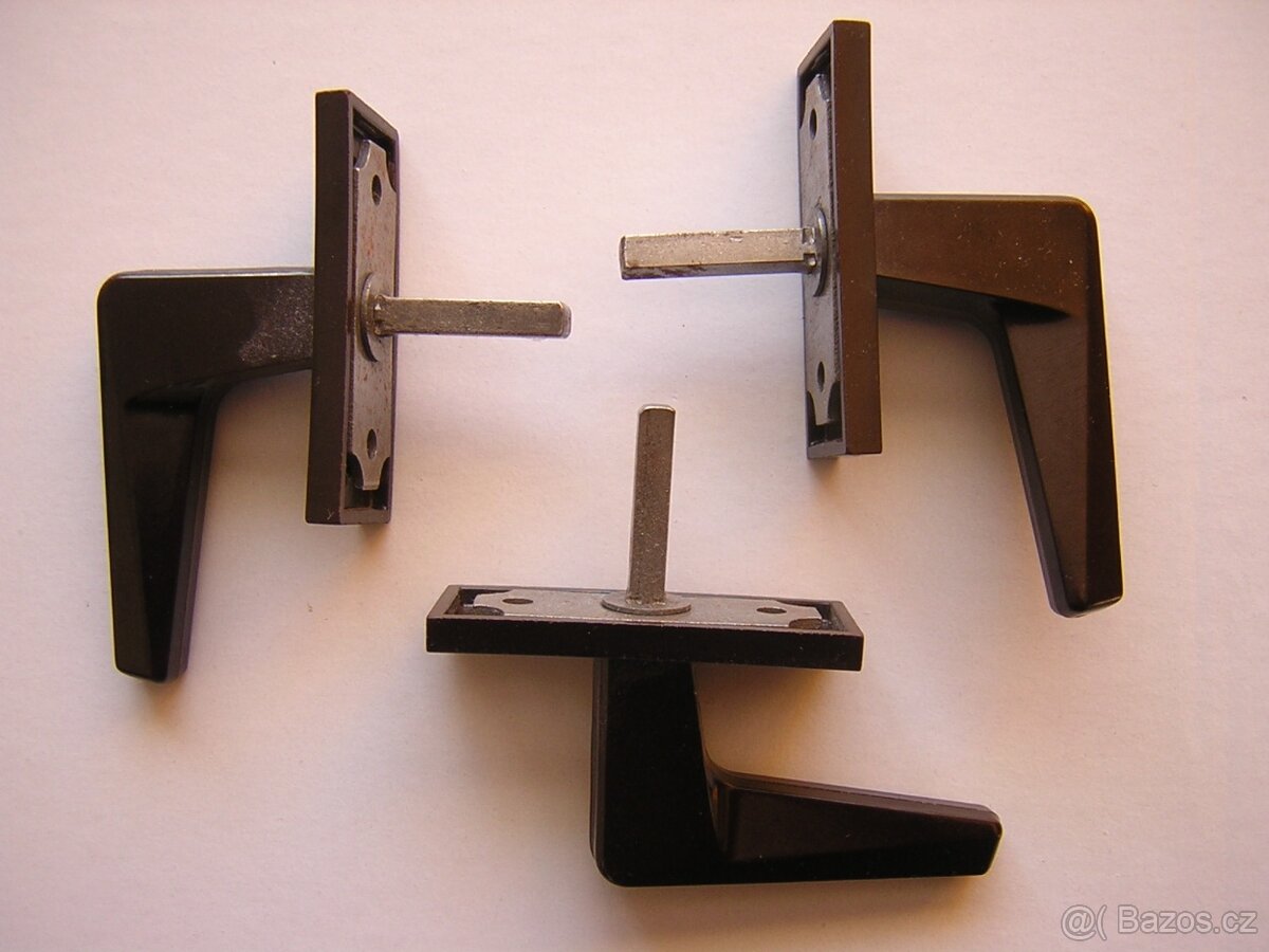 KLIČKA OKENNÍ BAKELITOVÁ - 3 KUSY - KLIČKY OKENNÍ BAKELITOVÉ - 2