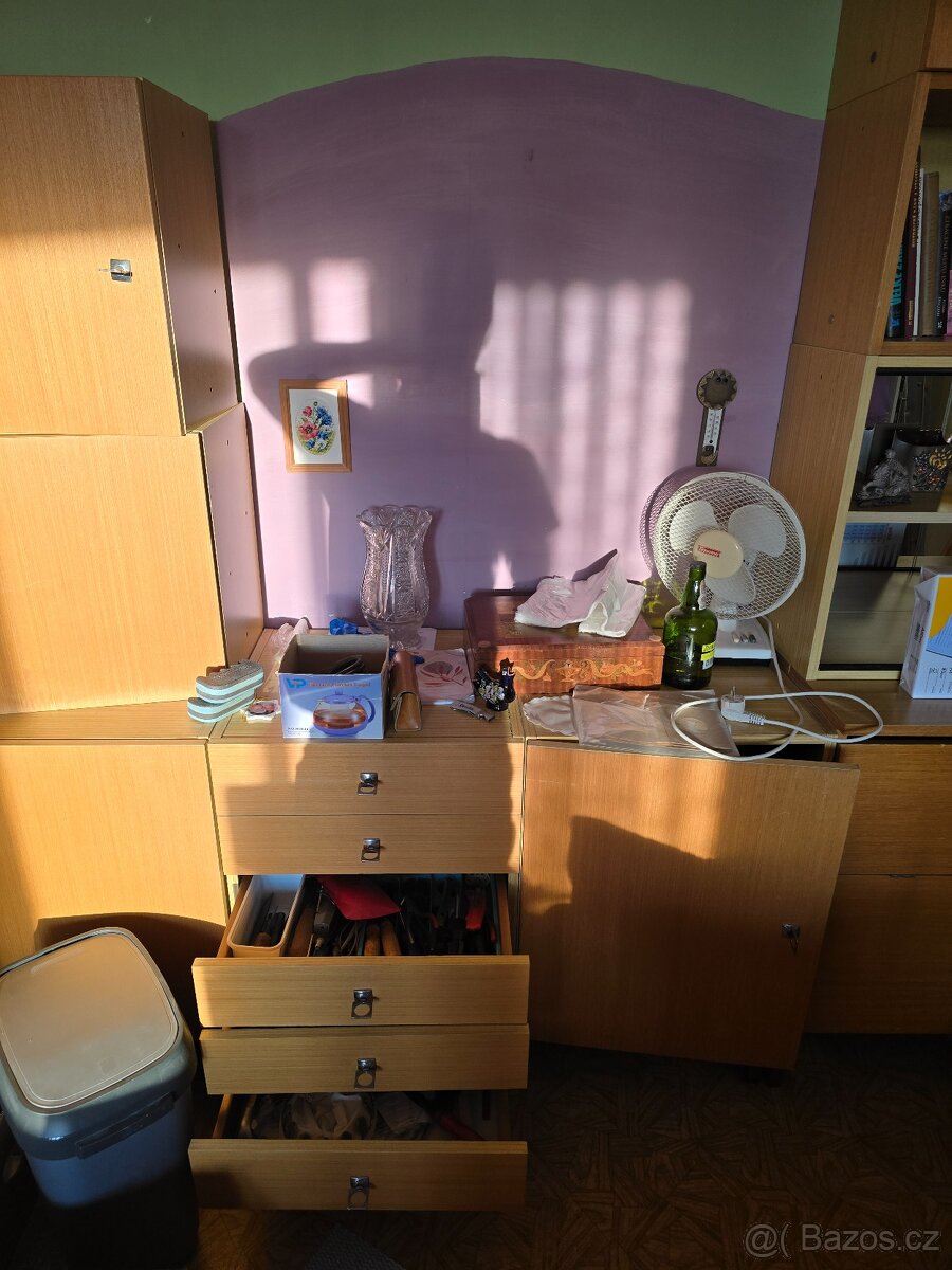 Skříně a další drobnosti - 2