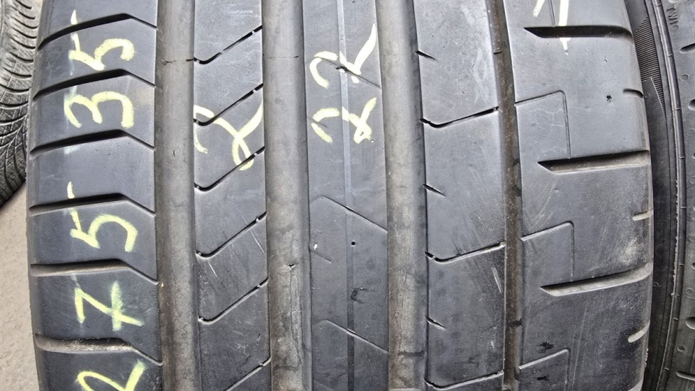 Letní pneu 275/35/19 Pirelli - 2
