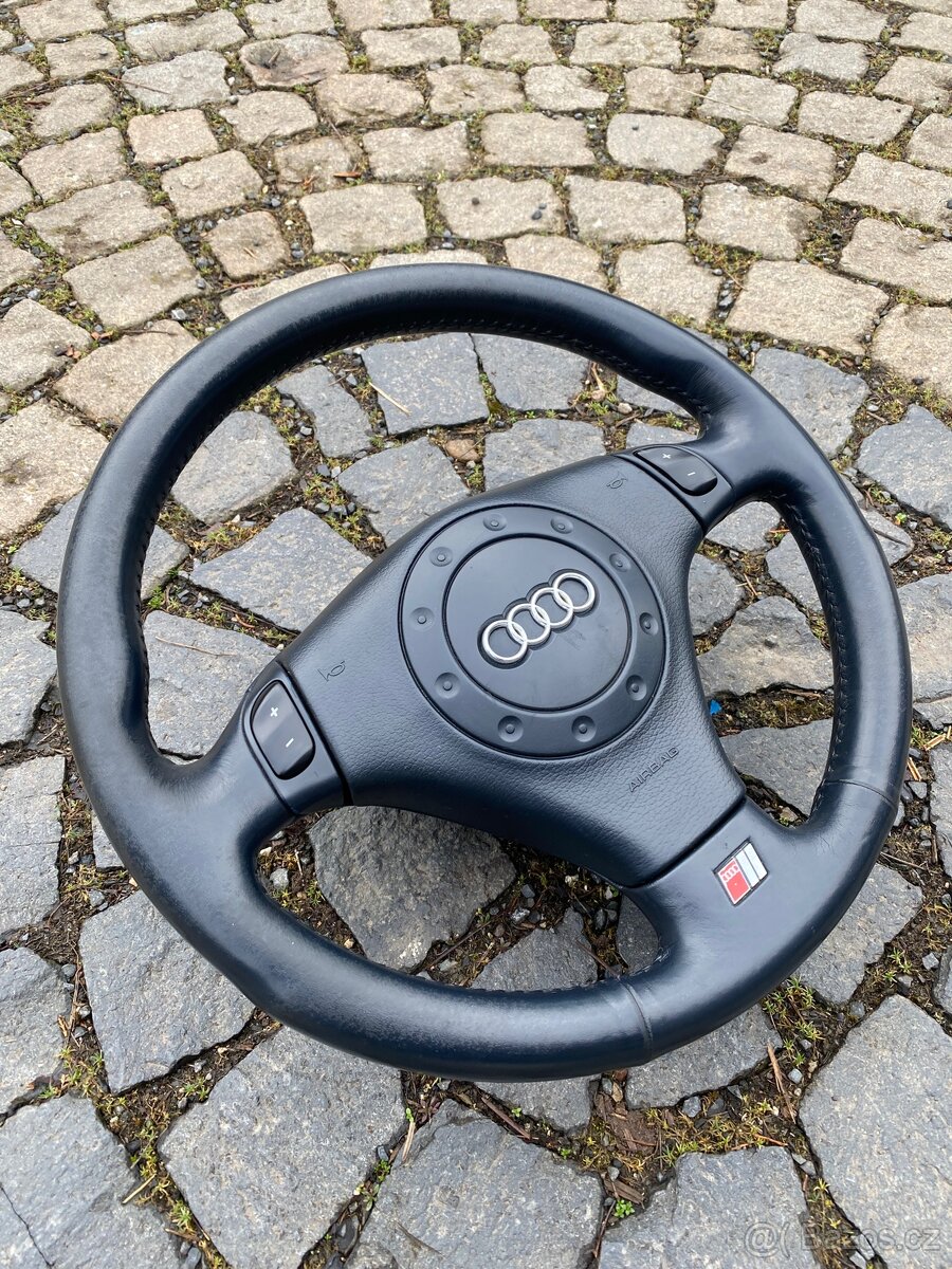 Audi A8 / S8 Multifunkční tříramenný volant - 2