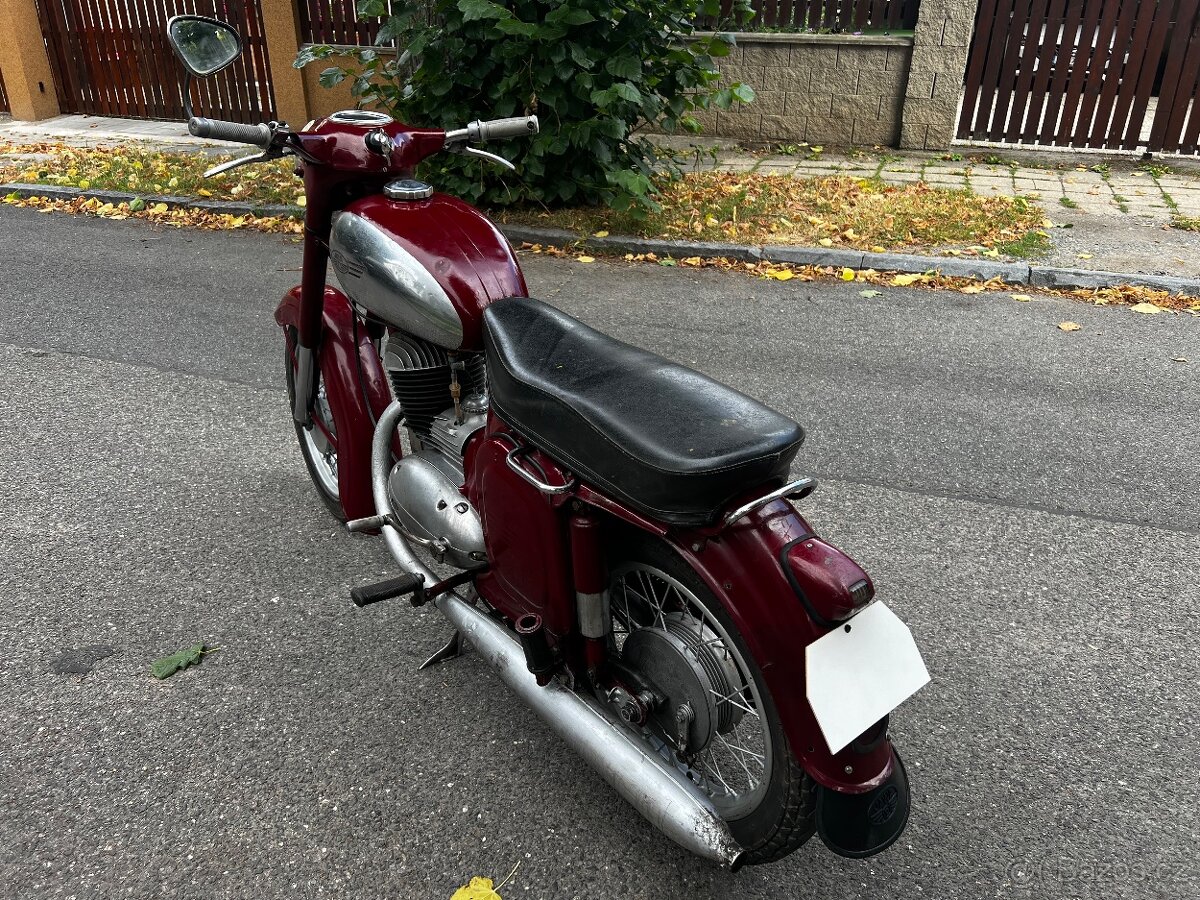 Jawa 250/559 - 2