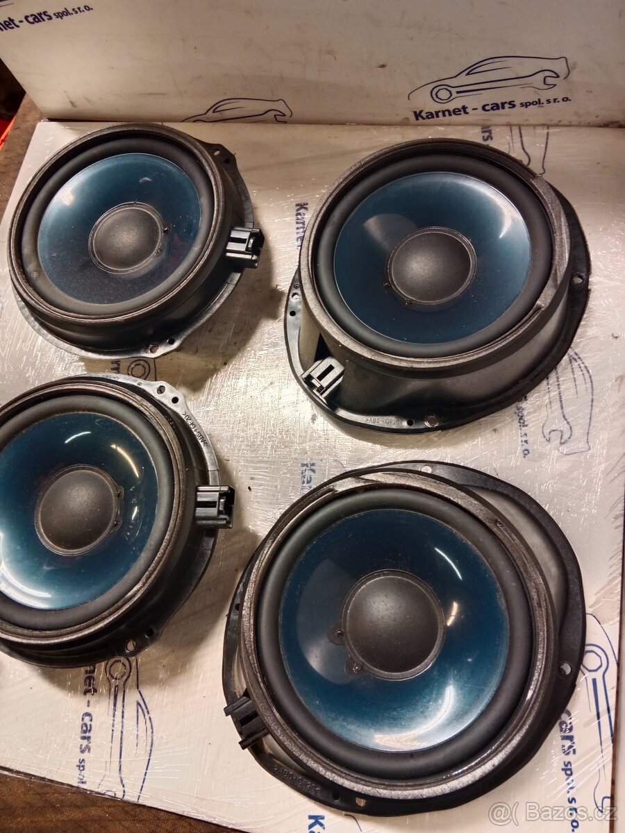 Sada reproduktorů z ford focus II titanium - 2