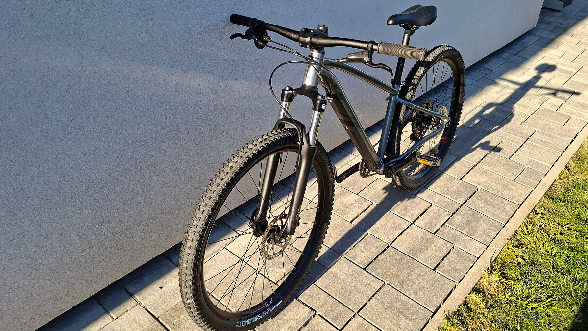 ROCKRIDER EXPL520 - 2