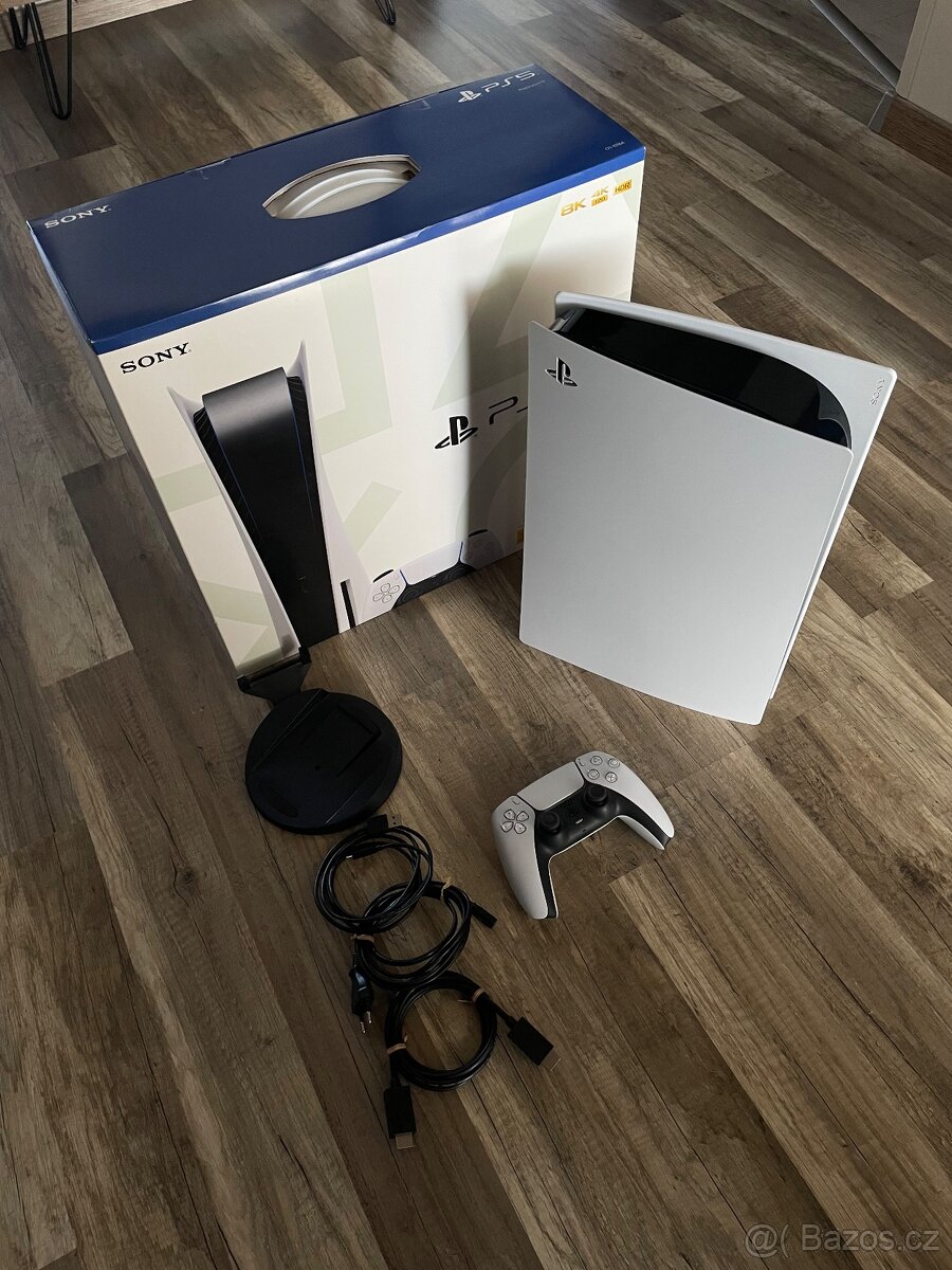 PlayStation 5 s mechanikou - 2