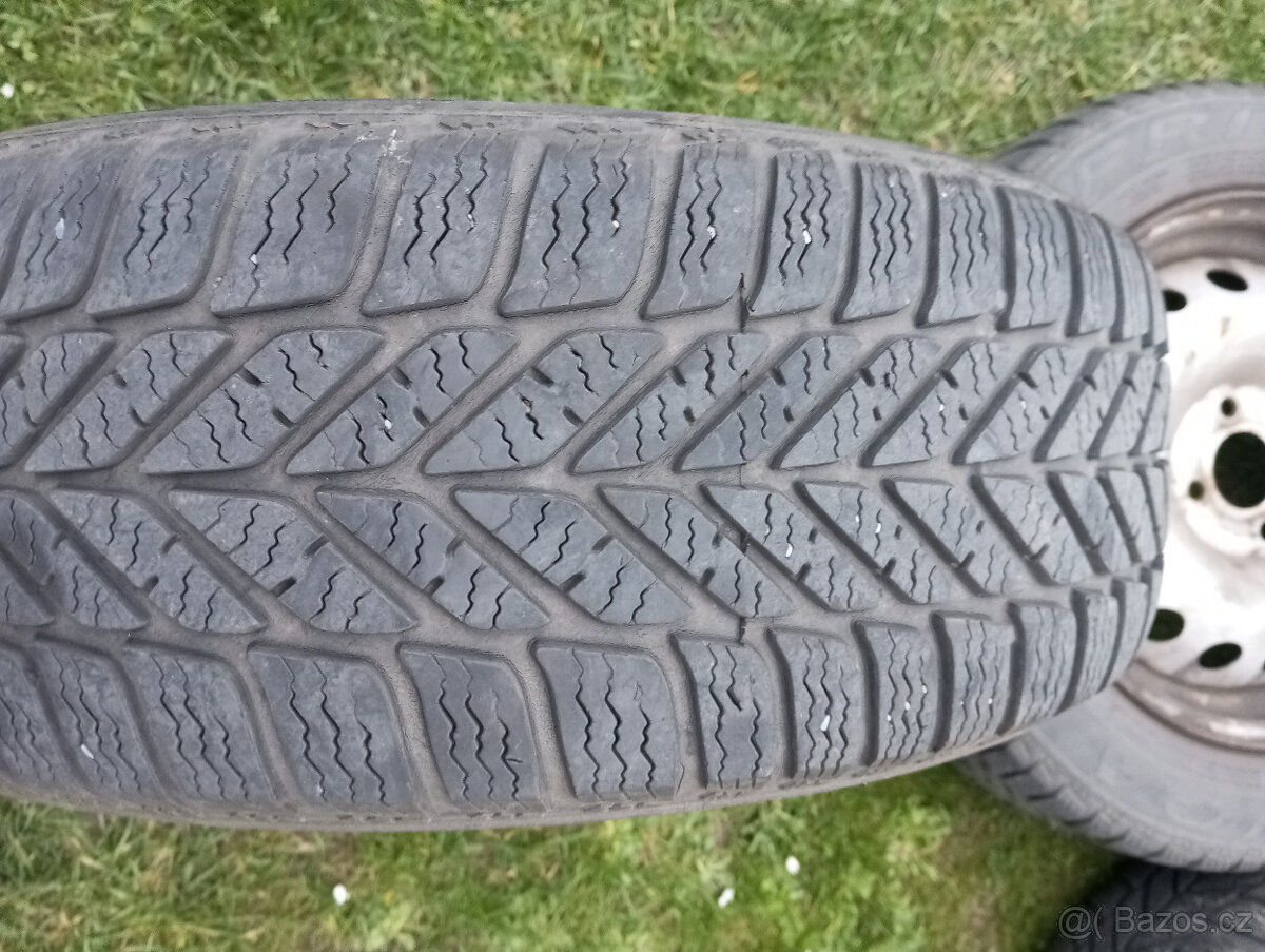 Sada 4 kol, zimní pneu 185/65 R 15 - 2