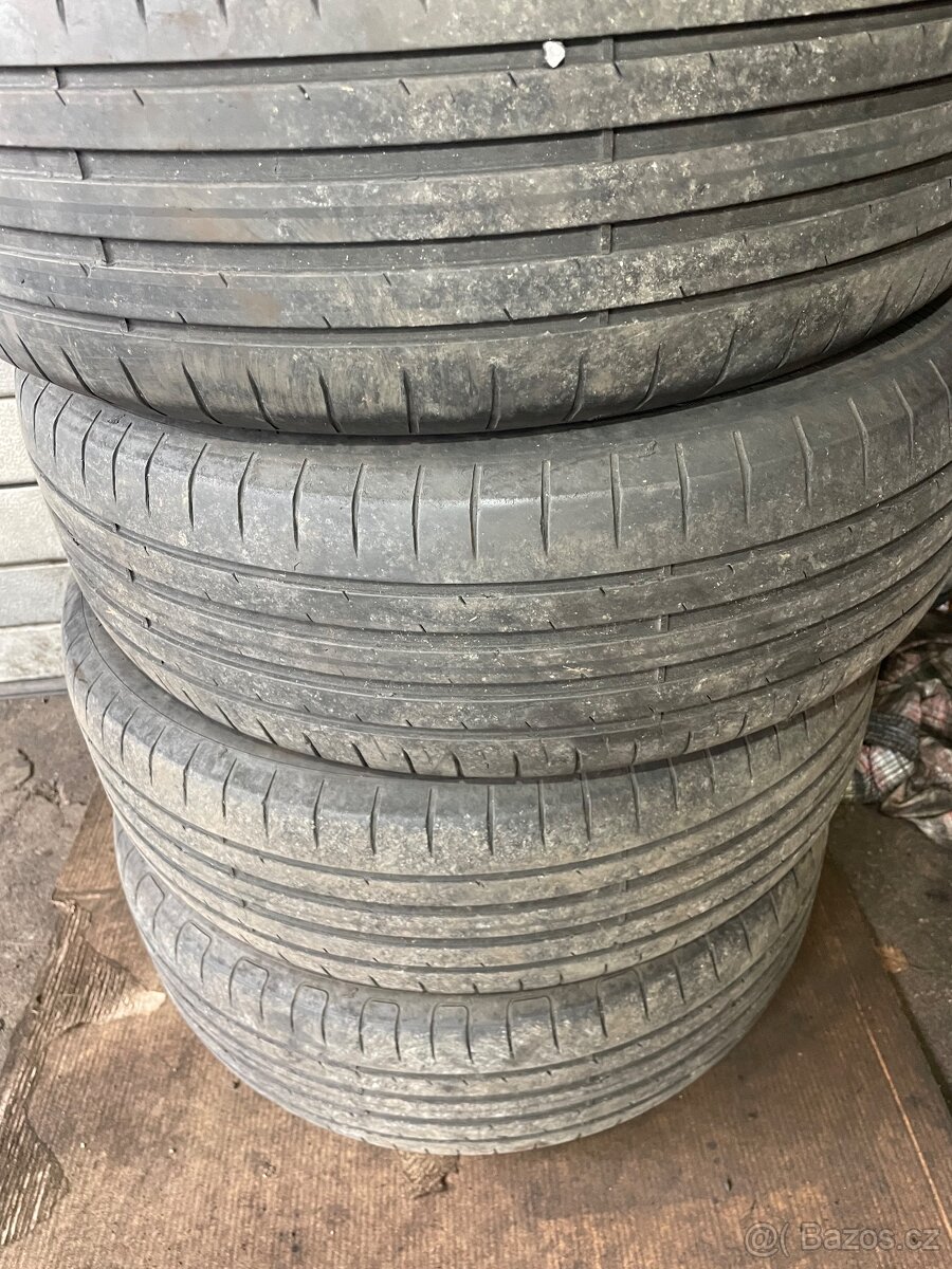 205/60R16 GOOD YEAR - 2