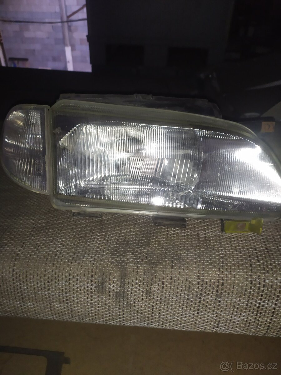 Citroen Berlingo 2.0 hdi 2001 světla - 2
