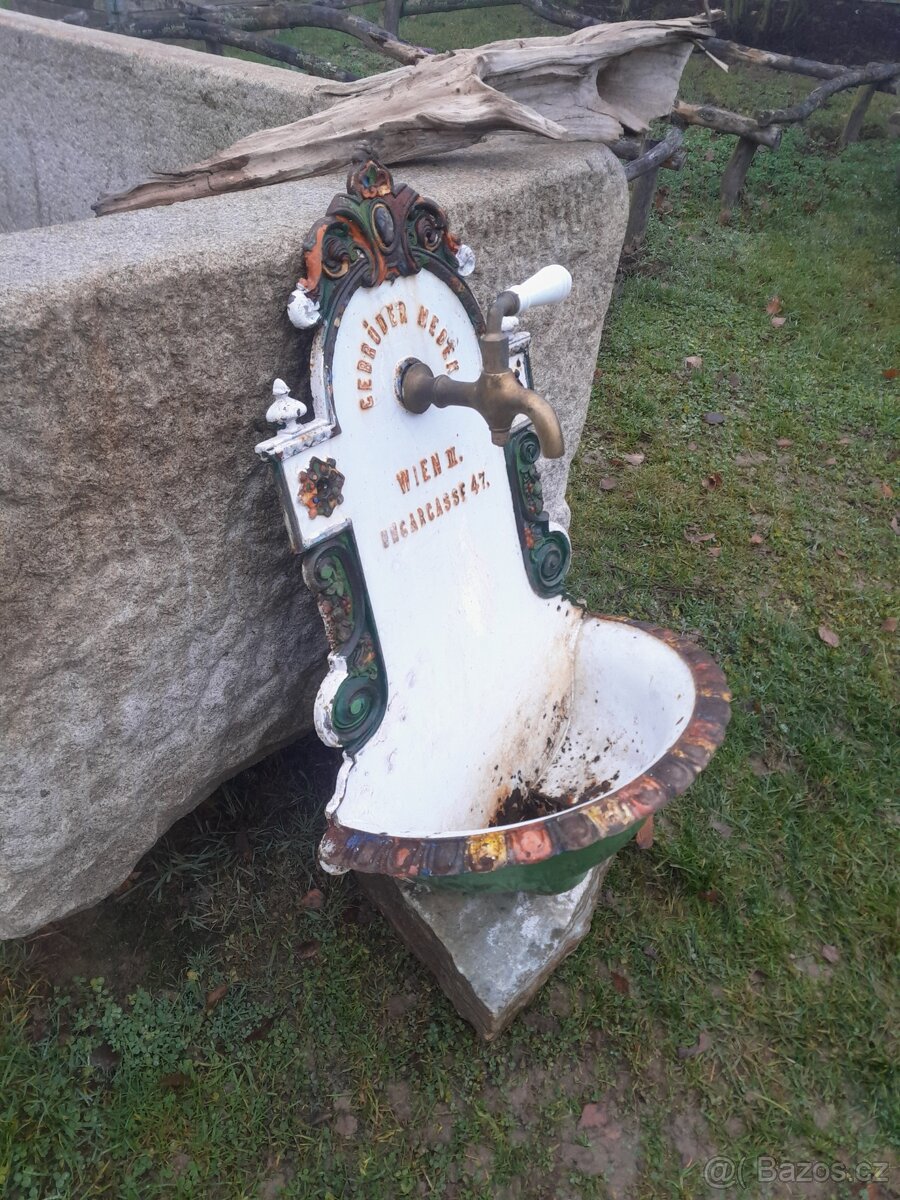 LITINOVA VYLEVKA GEBRUDER MEDEK VIDEN RAKOUSKO- UHERSKO - 2