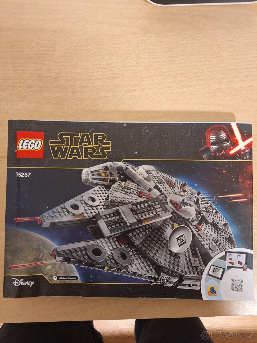 LEGO Star Wars 75257 Millennium Falcon - 2