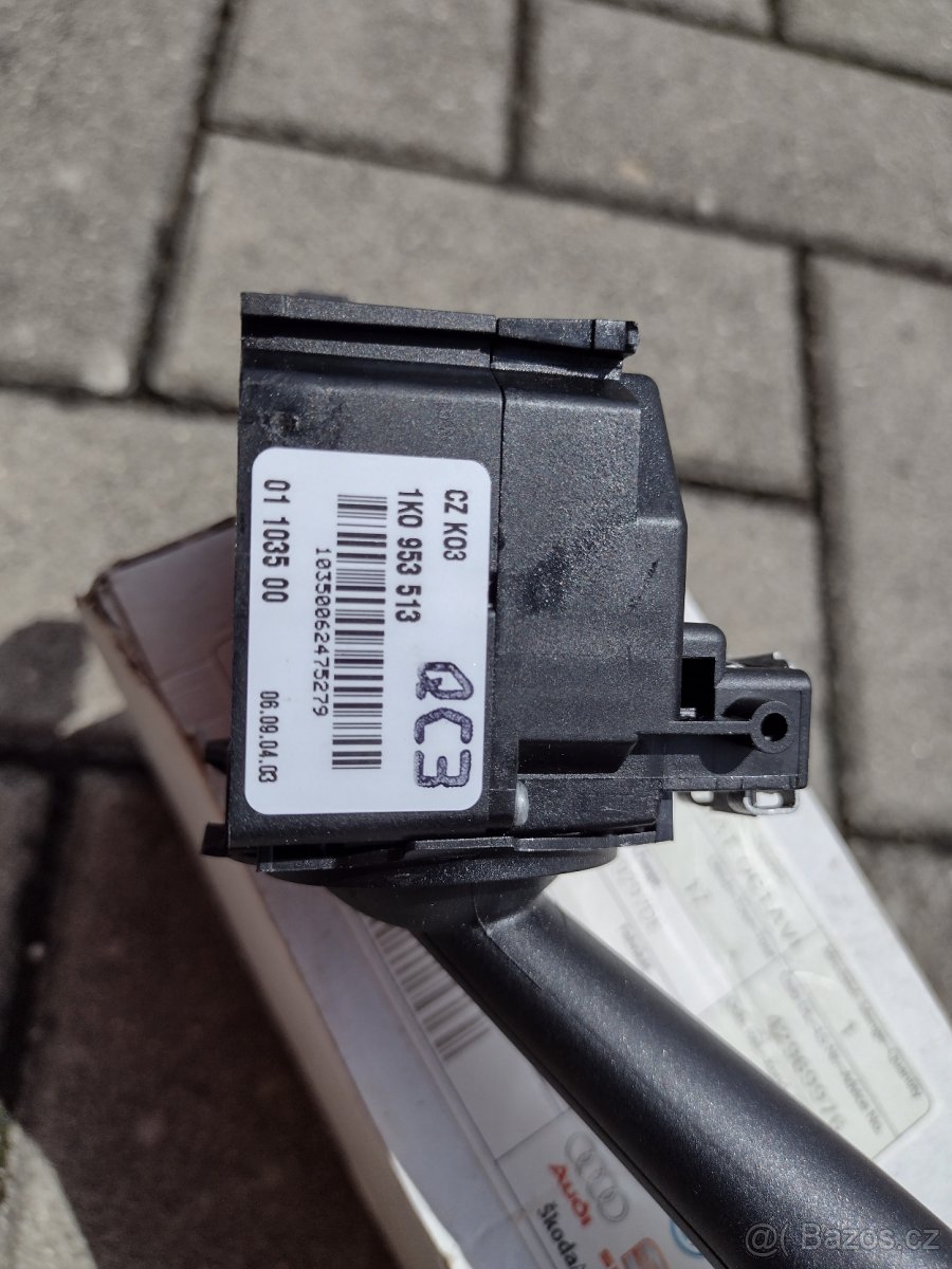 Škoda Octavia 2 - páčka blikačů - 2