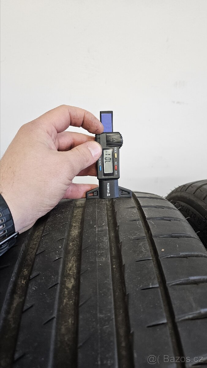Letní pneumatiky 235/45/19, Michelin, DOT2423 - 2