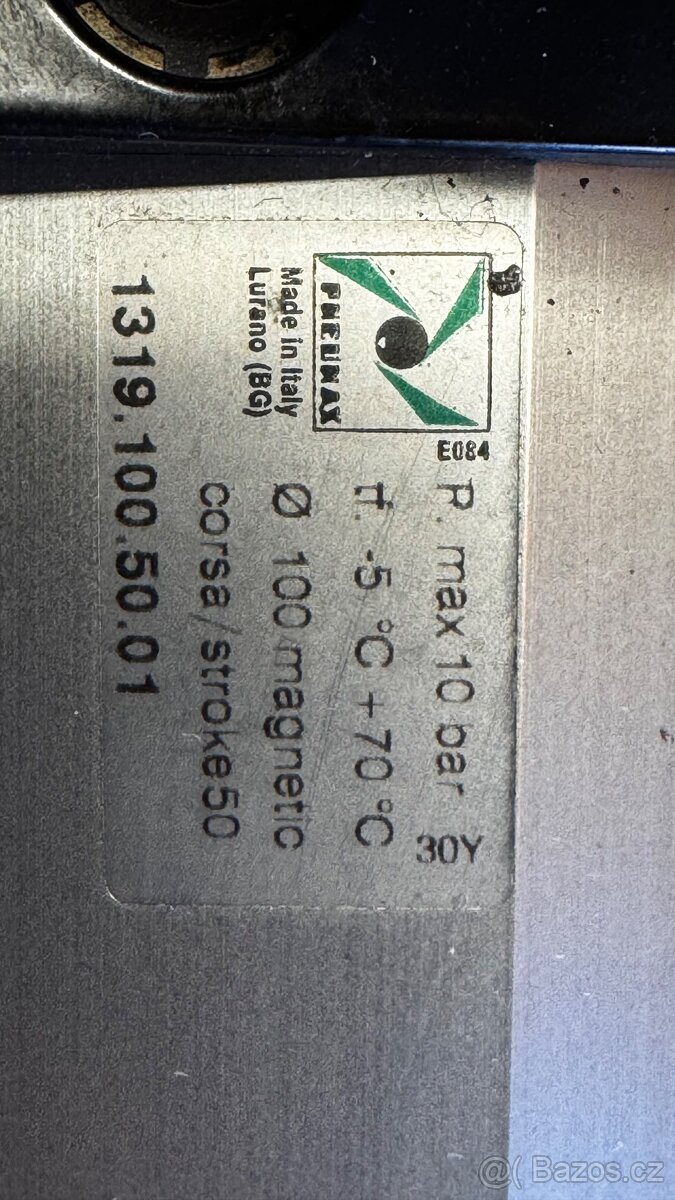 Pneumatický válec - 2