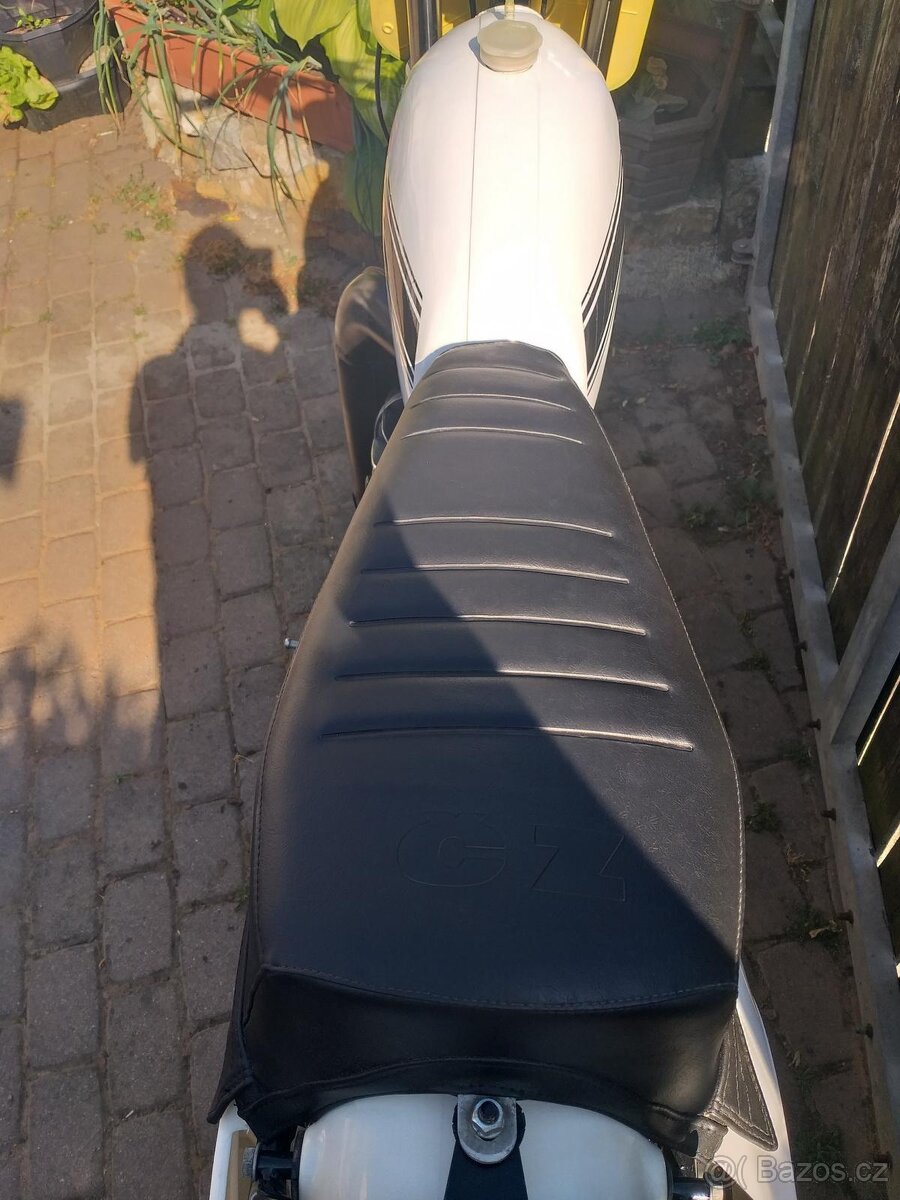 ČZ 250 513 - 2