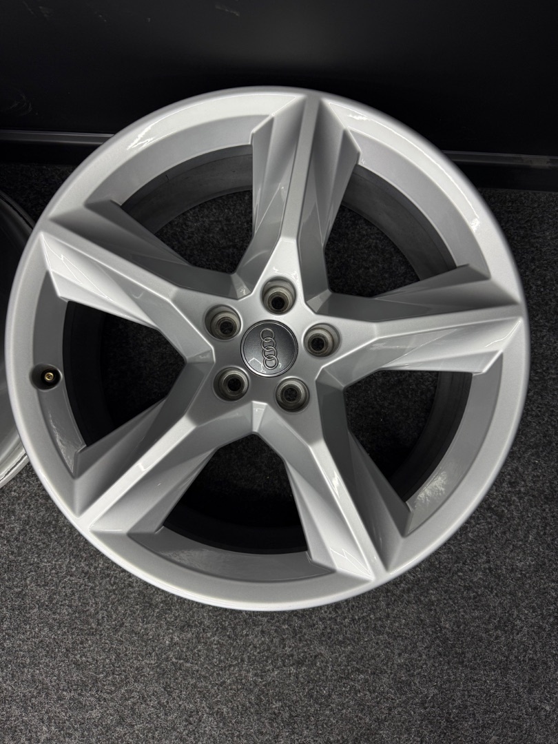Alu Audi Q7 5x112 19” - 2