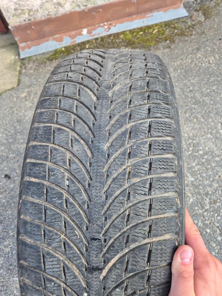 235/65 R17 pneumatiky + disk - 2