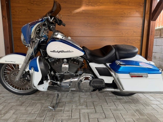 Harley Davidson Road King - 2
