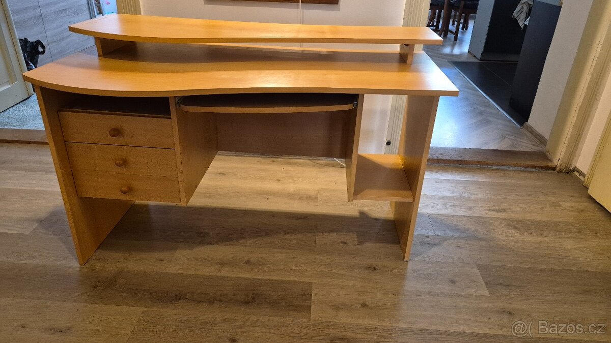 Prodám psací stůl - 2
