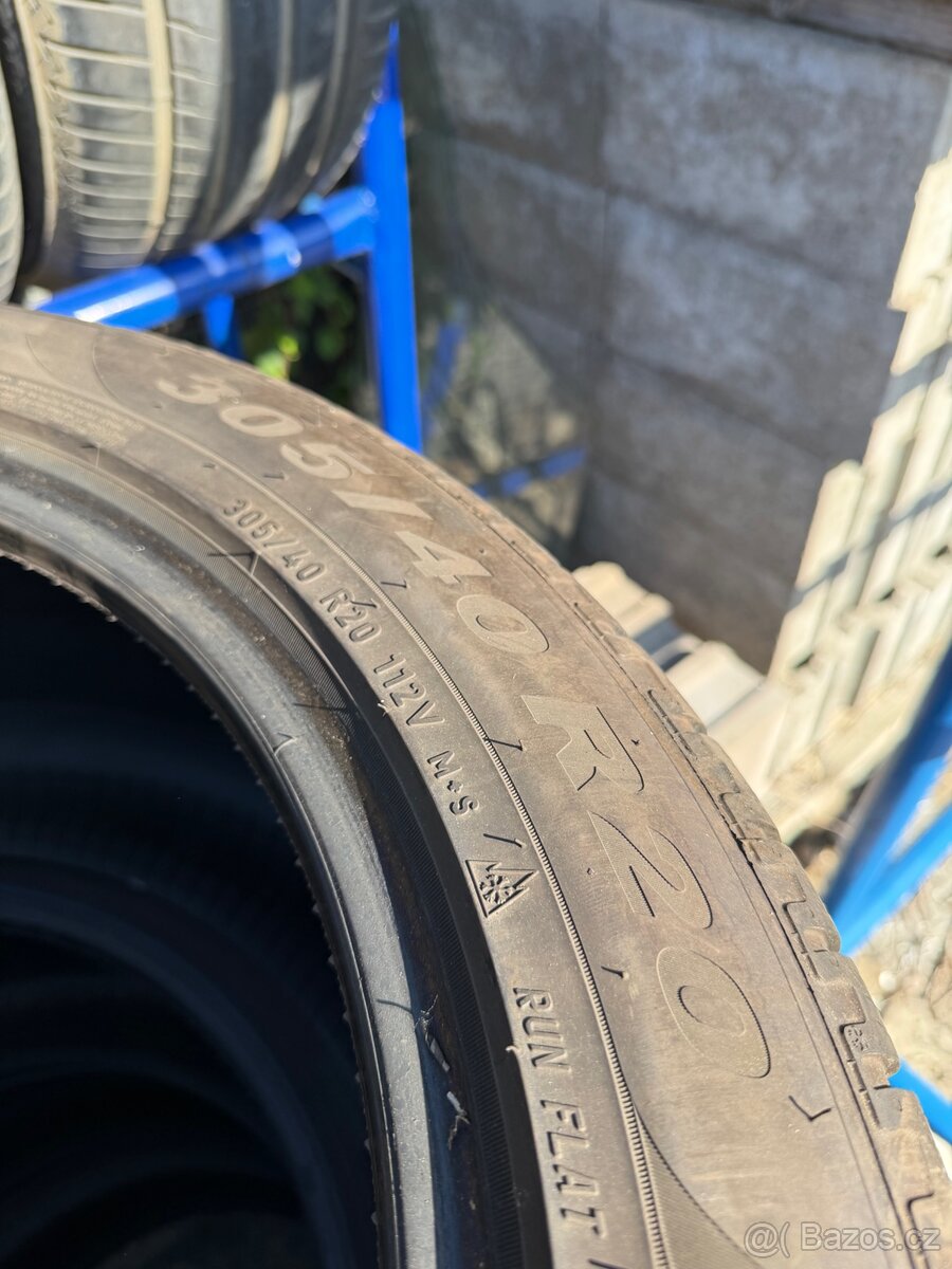 305/40r20 RFT Pirelli zimní - 2