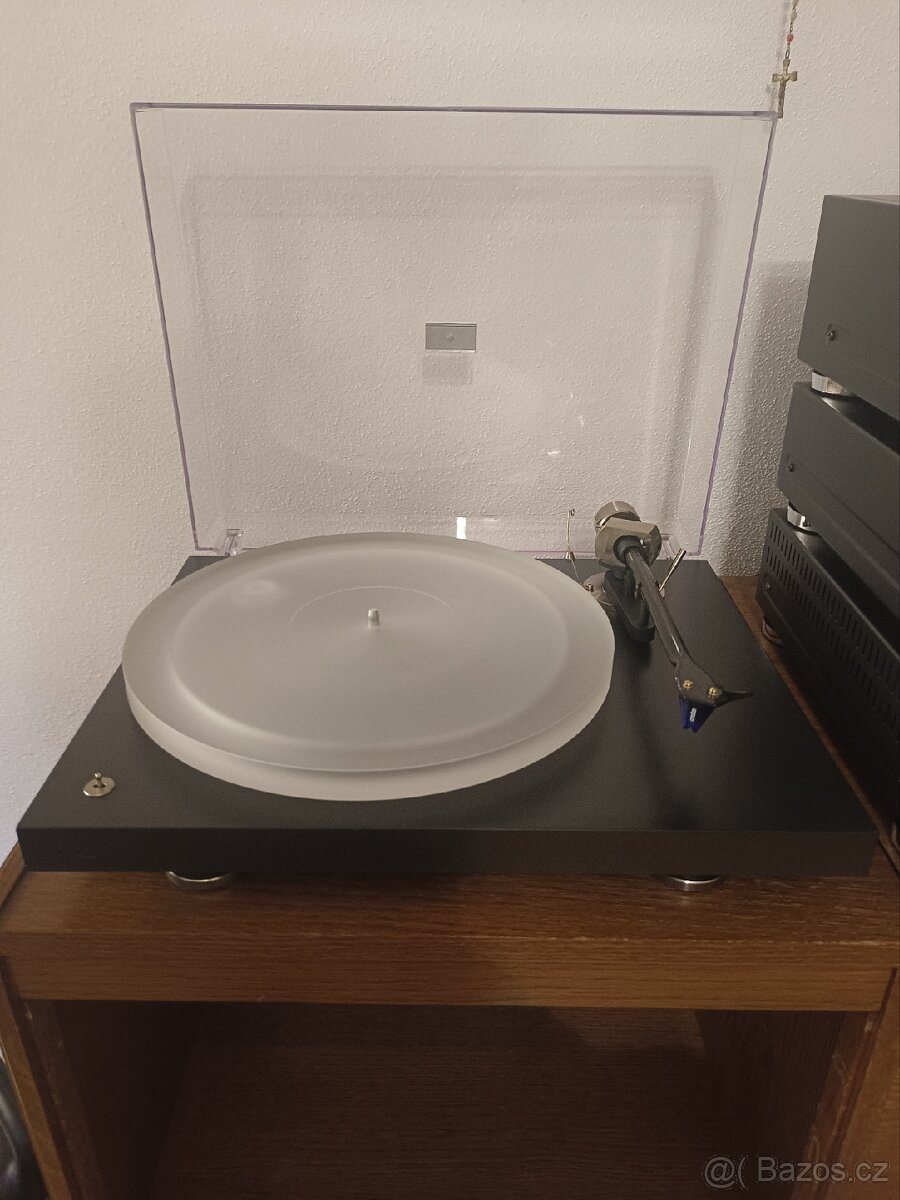 Pro Ject Debut Pro - 2