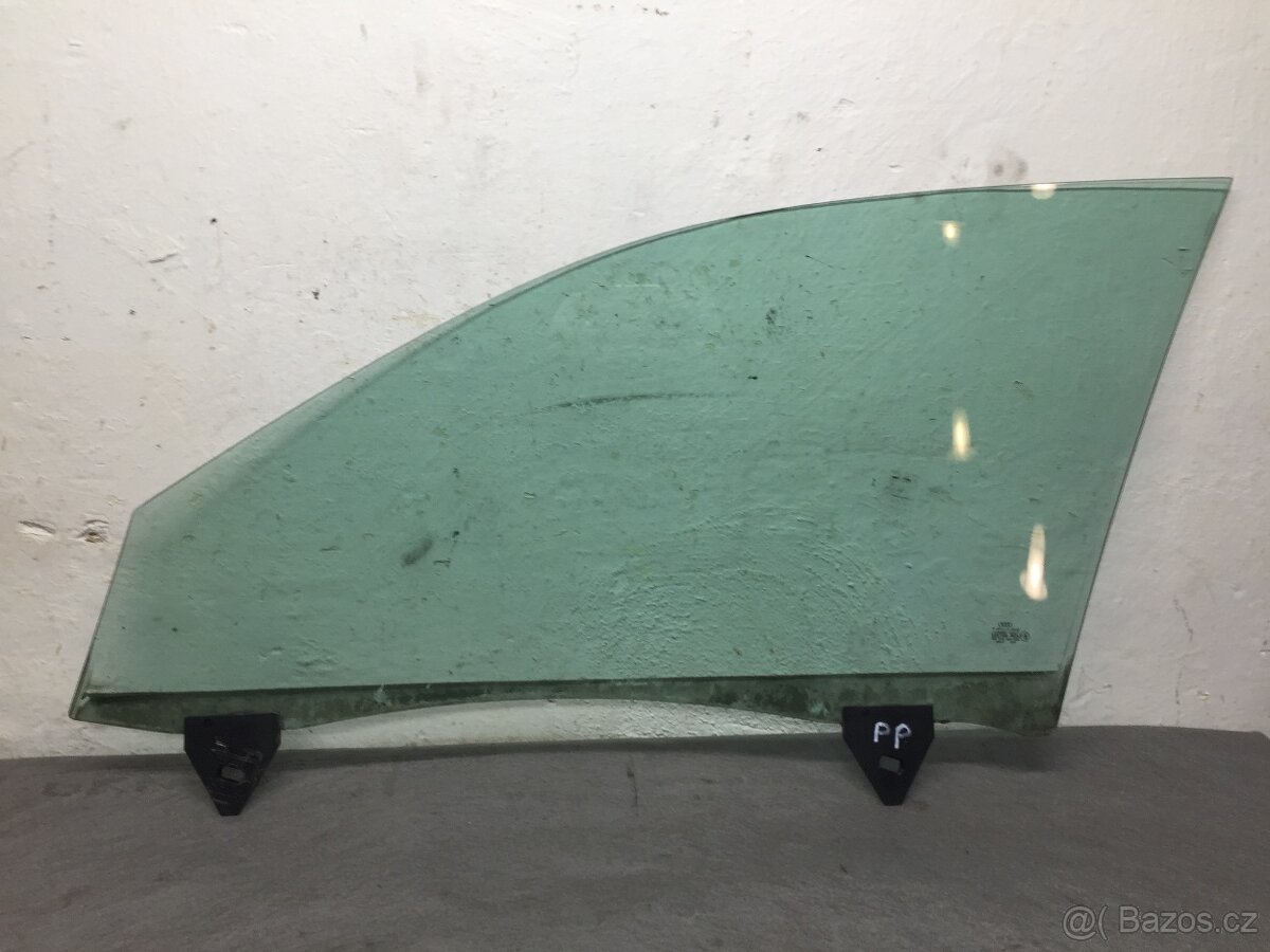 AUDI A4 B6, B7 2000-2007 - PRAVÉ PŘEDNÍ SKLO DVEŘÍ - 2