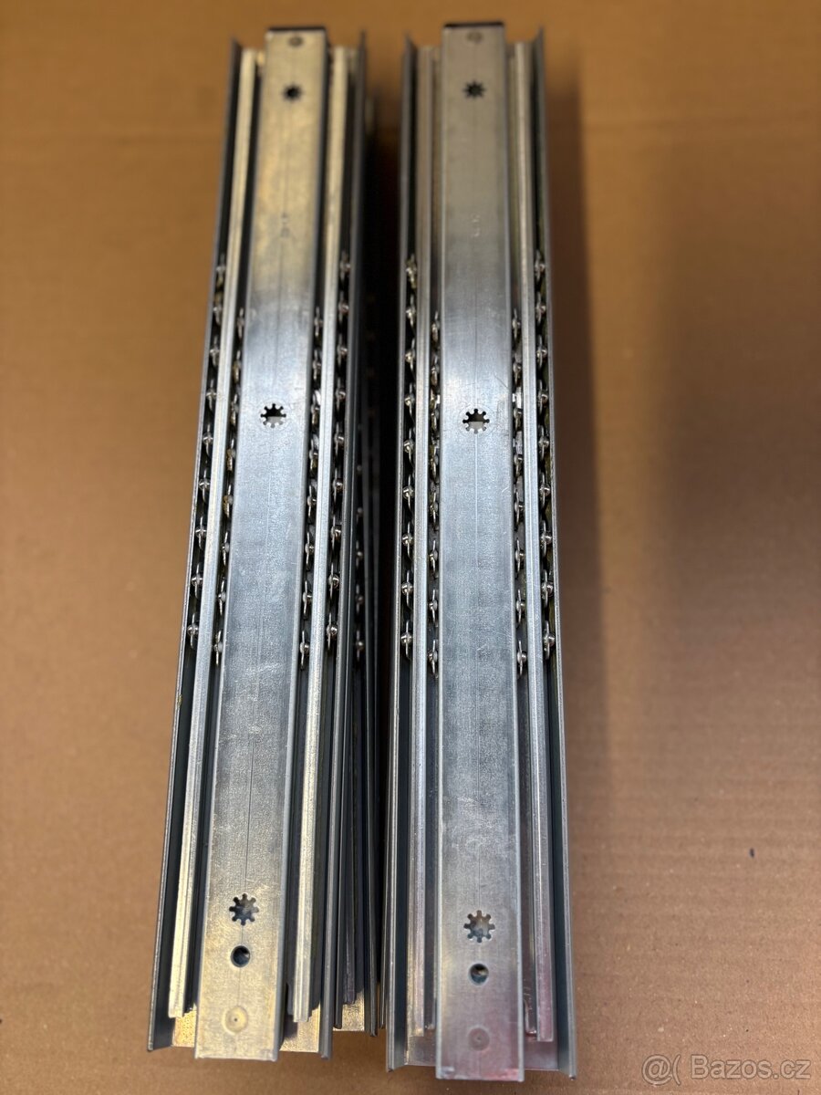 Zásuvkové výsuvy,pojezdy šuplíku - 2