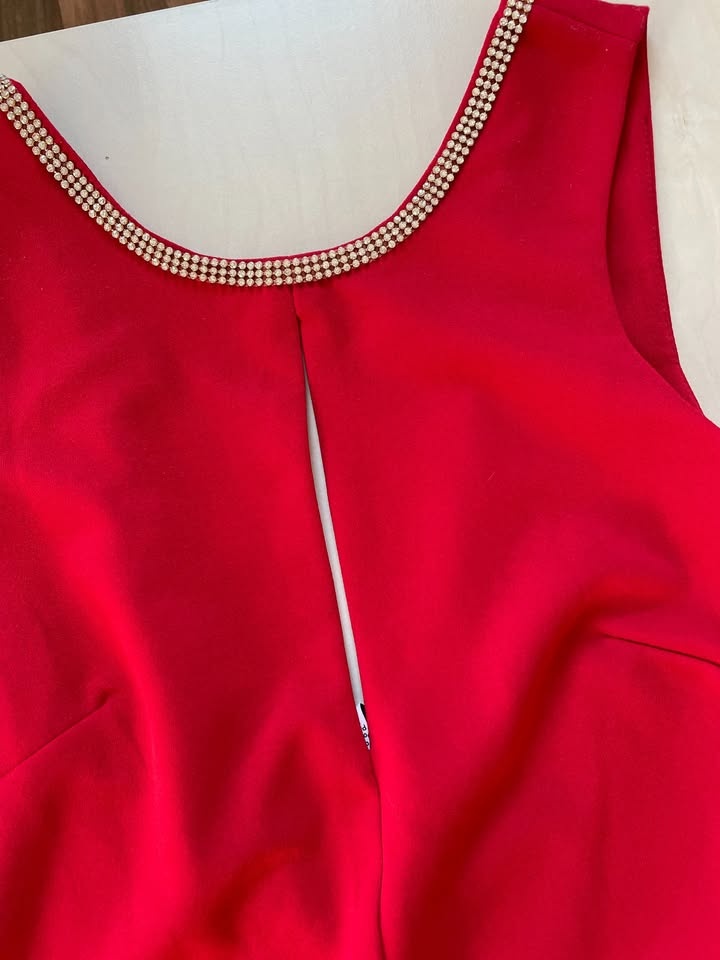 Nové minišaty/top s výstřihem zad, visačka už není, vel S/M - 2