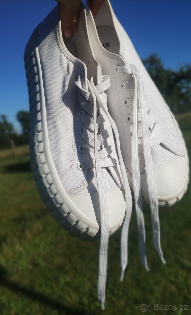 Bílé H&M nenošené tenisky 🤍 - 2