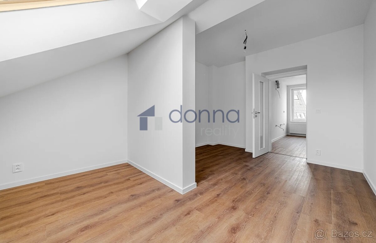 Pronájem bytu 1+1, 40m², ul. Na Mokřině, Praha 3 - Žižkov, z - 2