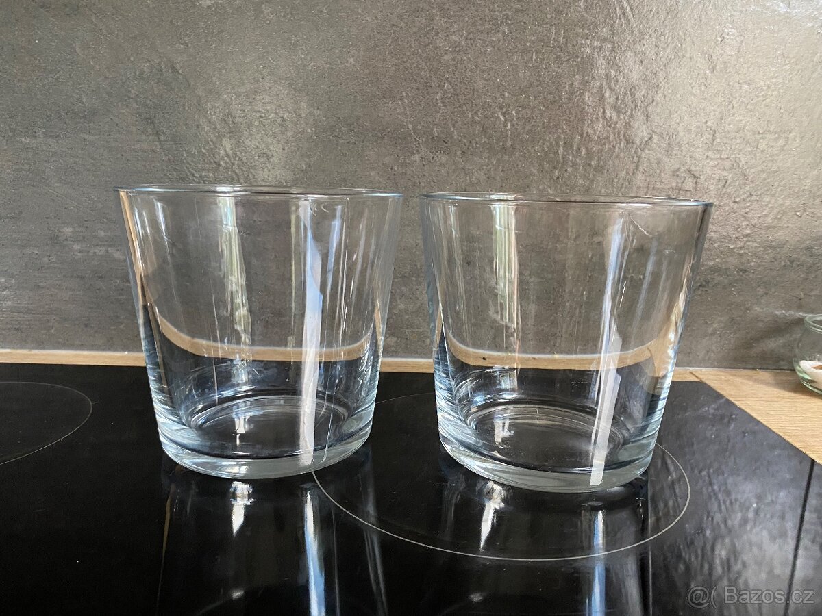 2 skleněné květináče~nádoby na dekorace - 2