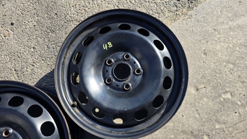 Plechový originální disk 5x112 R16 ET48 na Audi, VW, Škoda, - 2