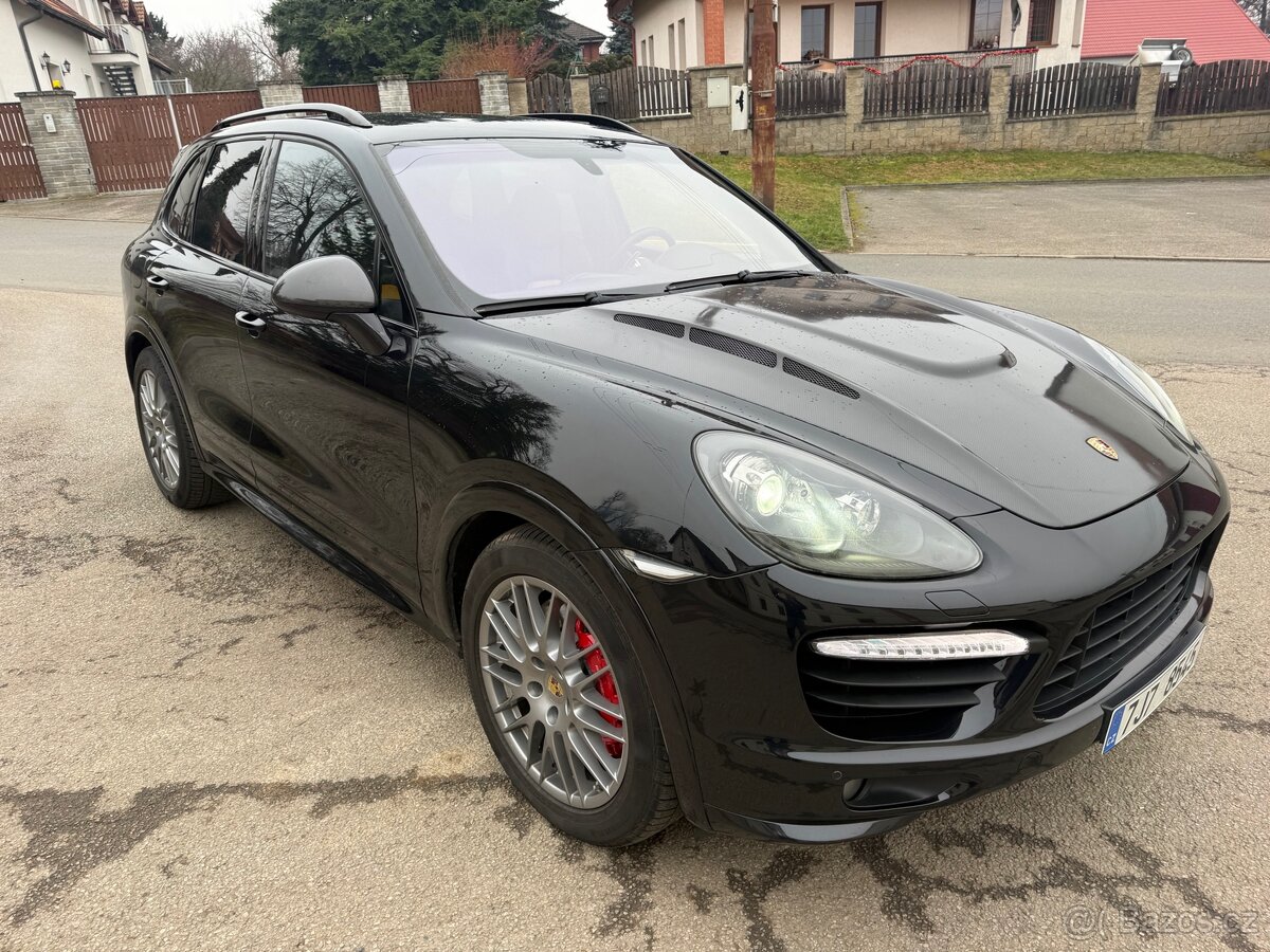 Porsche Cayenne 4.8 V8 - 2