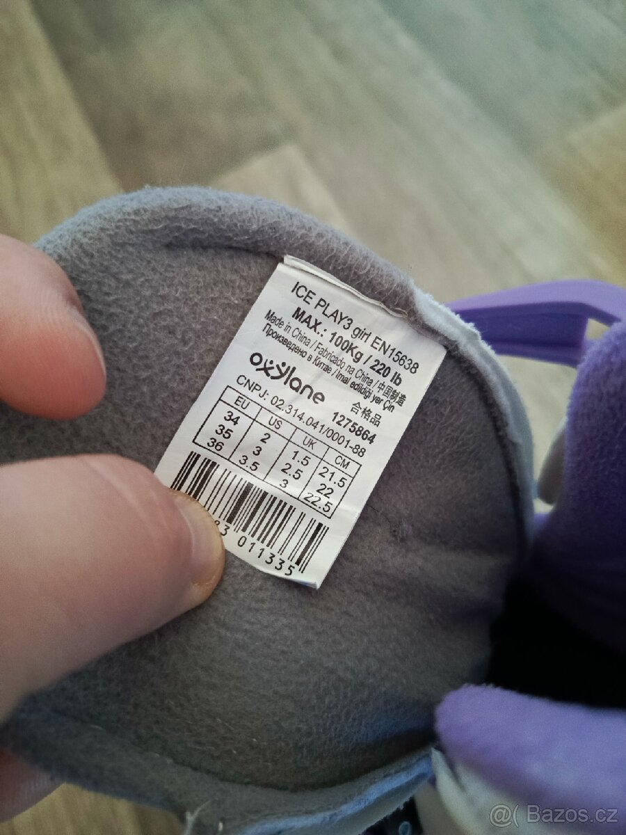 Dívčí lední brusle - 2