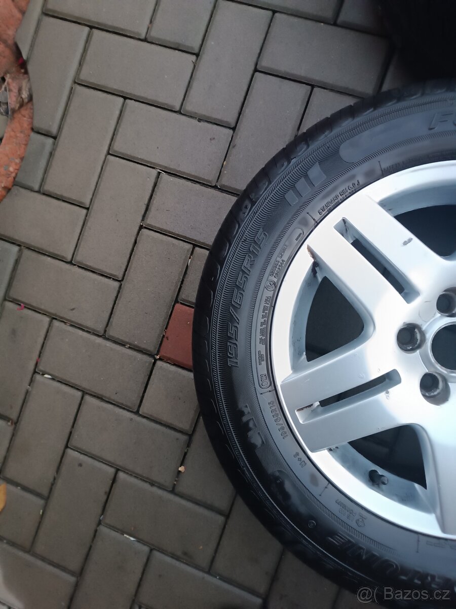 sadu Al kol 5x112 15" letní gumy byly na VW - 2