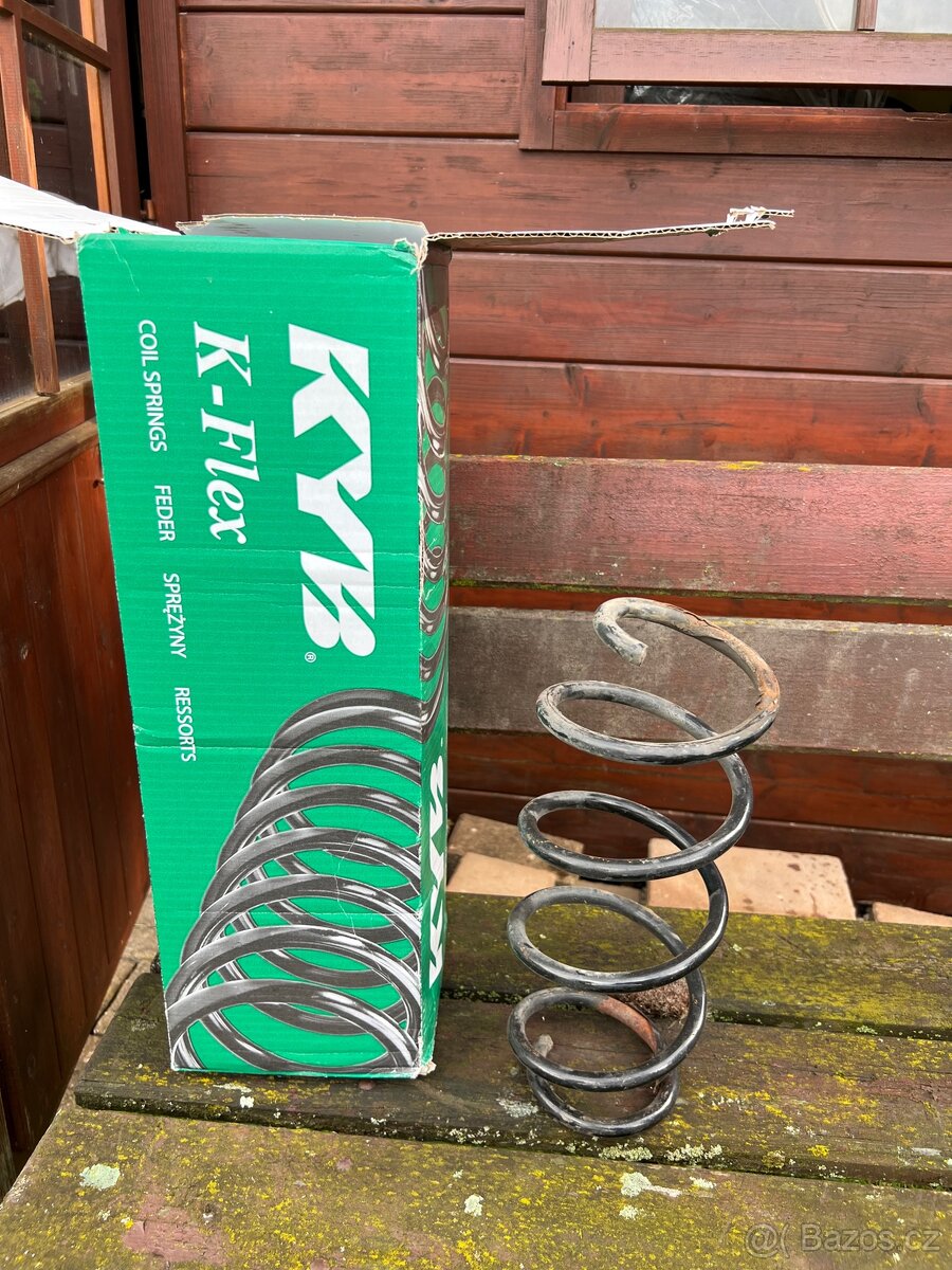 Zadní pružina Peugeot 301 - 2