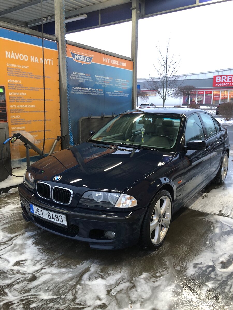 BMW 318i 2000 - 2