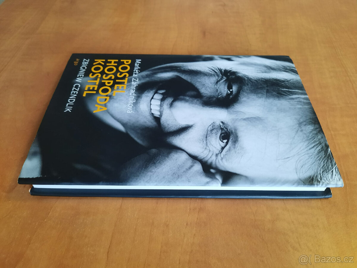 Postel hospoda kostel - 2