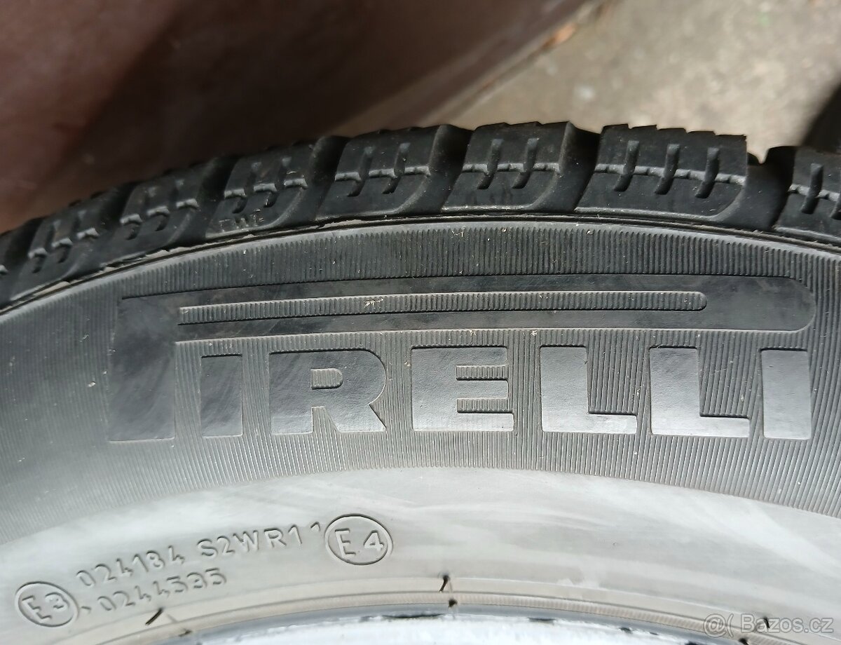 2ks zimní pneu 185 65 15 - 2