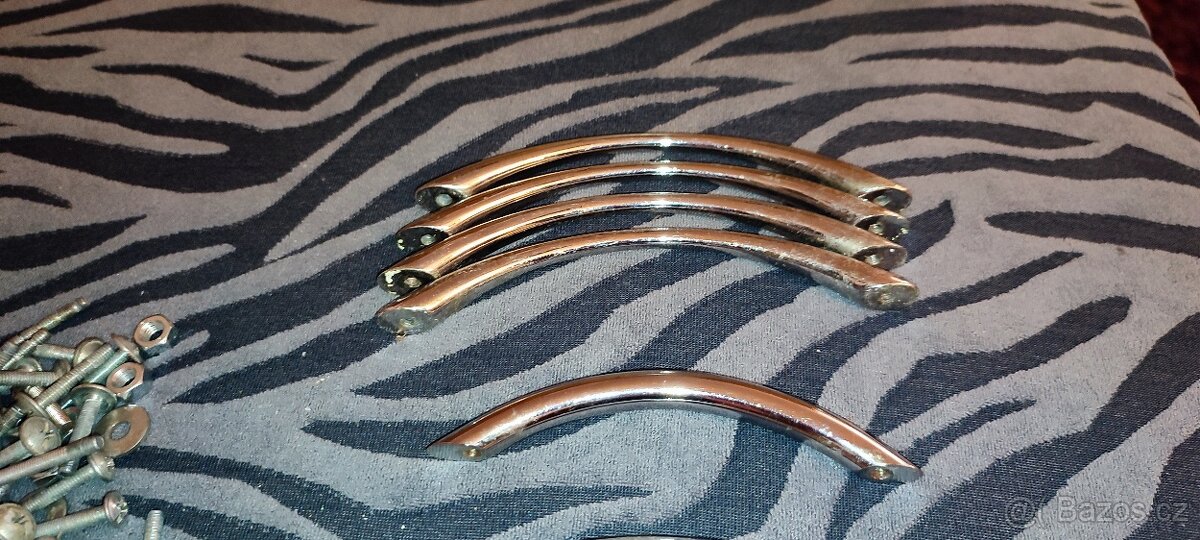 Úchytky nerez různé - 2