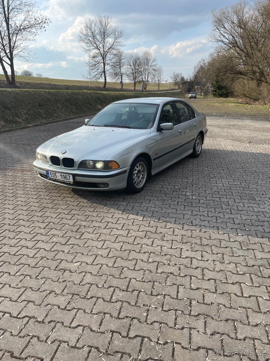 BMW E39 525TDS - 2
