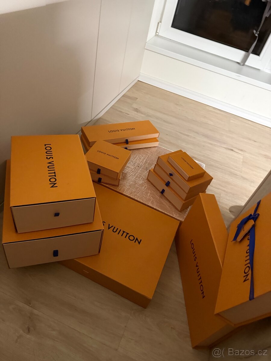 Louis Vuitton krabice a tašky - 2