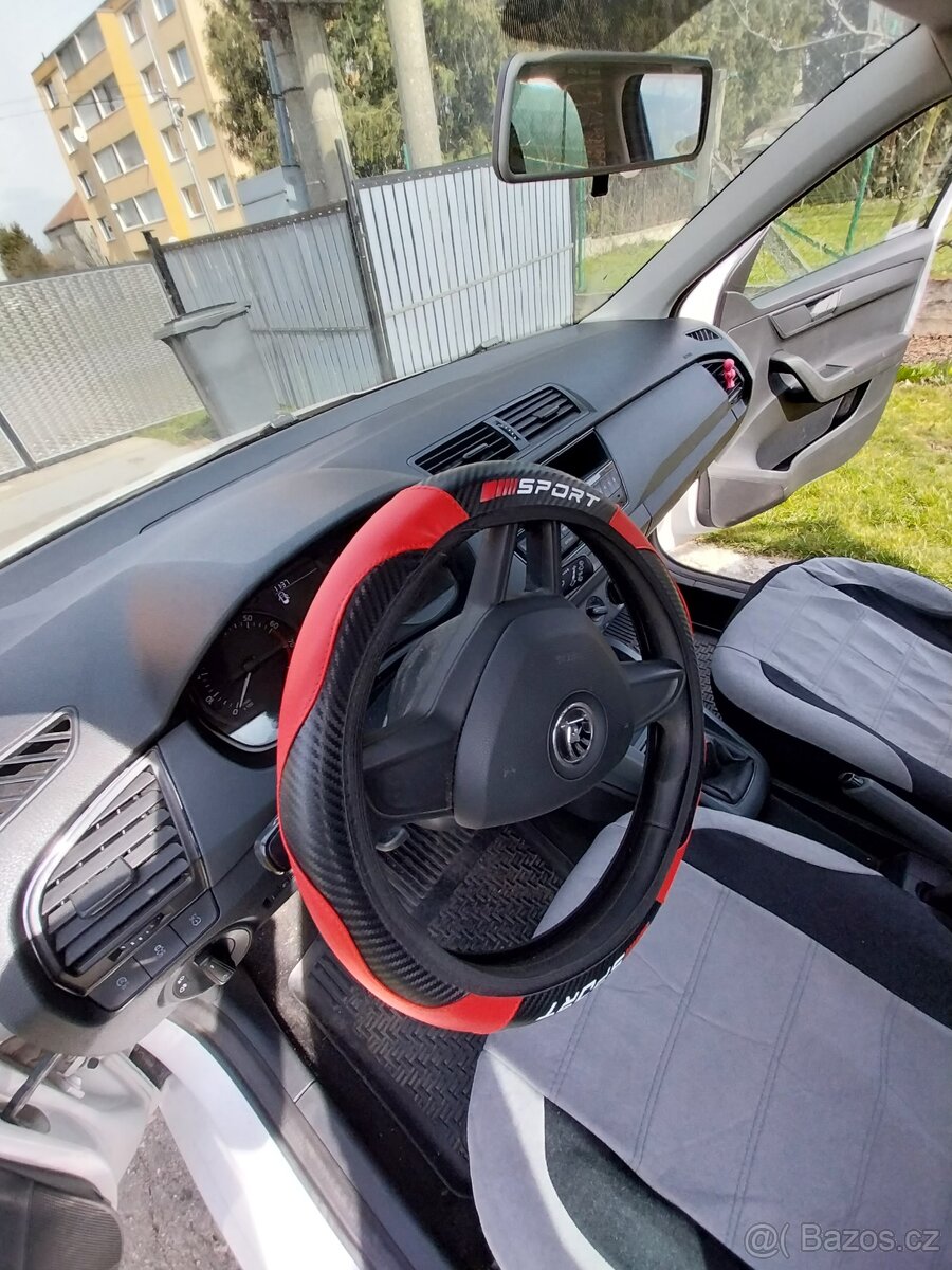 Prodám Škoda Fábia lll 1,2TSI combi - 2