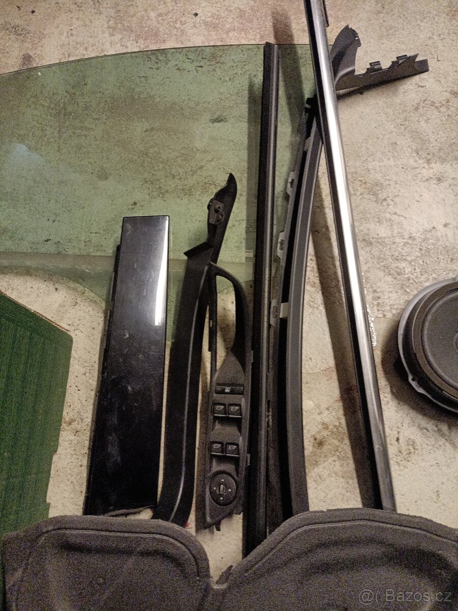 Věci na dveře Ford Focus - 2