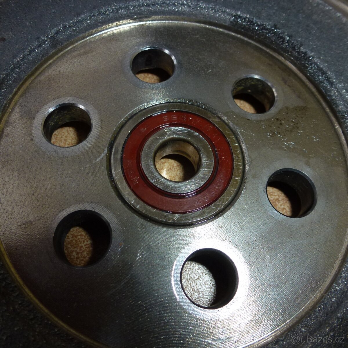 Suzuki Samurai 1,3 setrvačník - 2