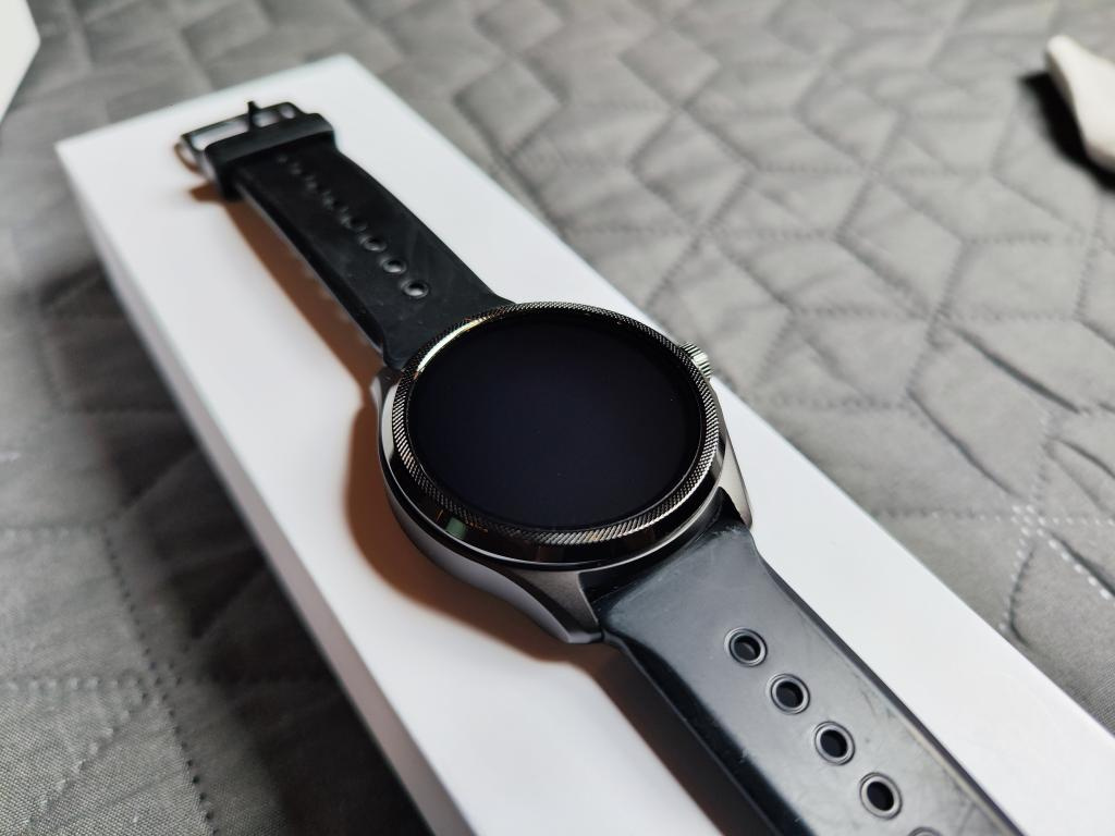 TicWatch Pro 5 GPS černá - 2