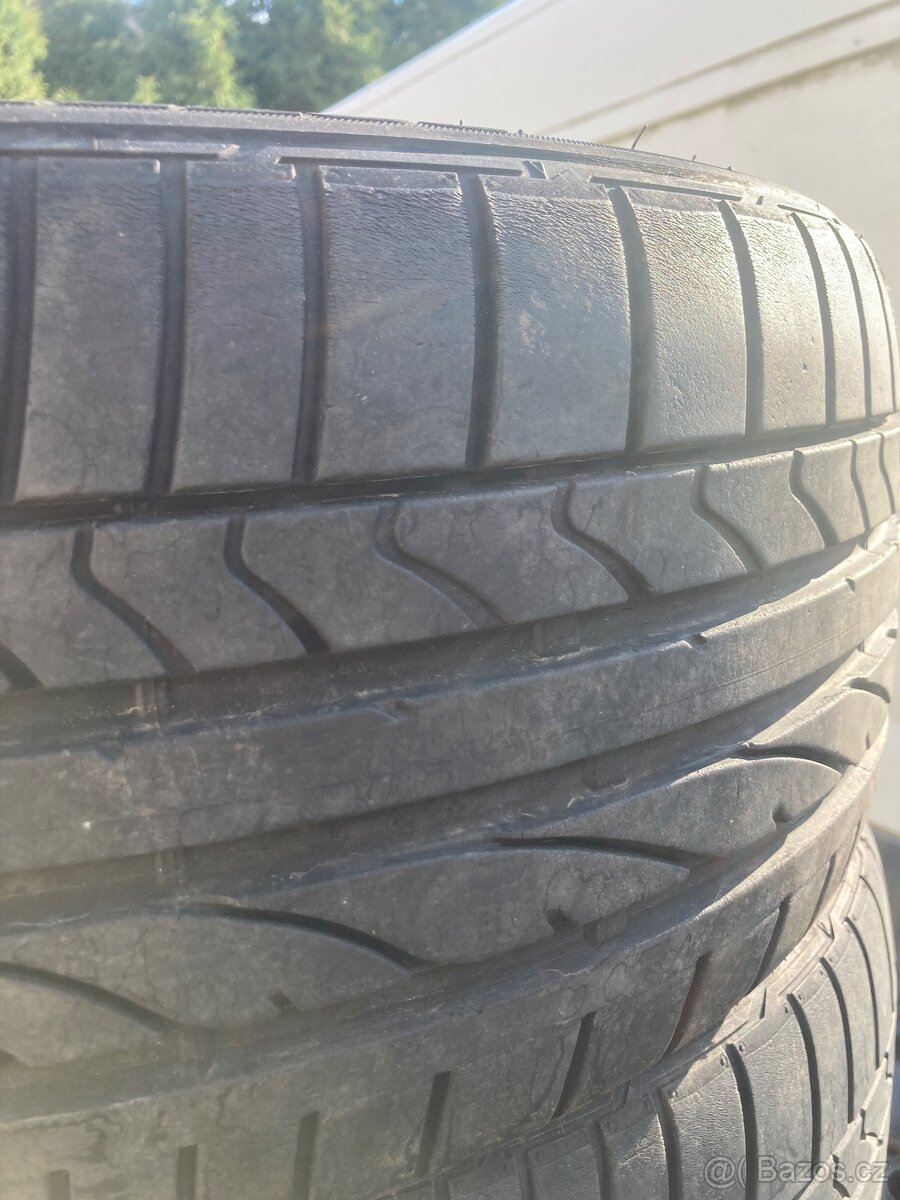 215/40r17 - 2