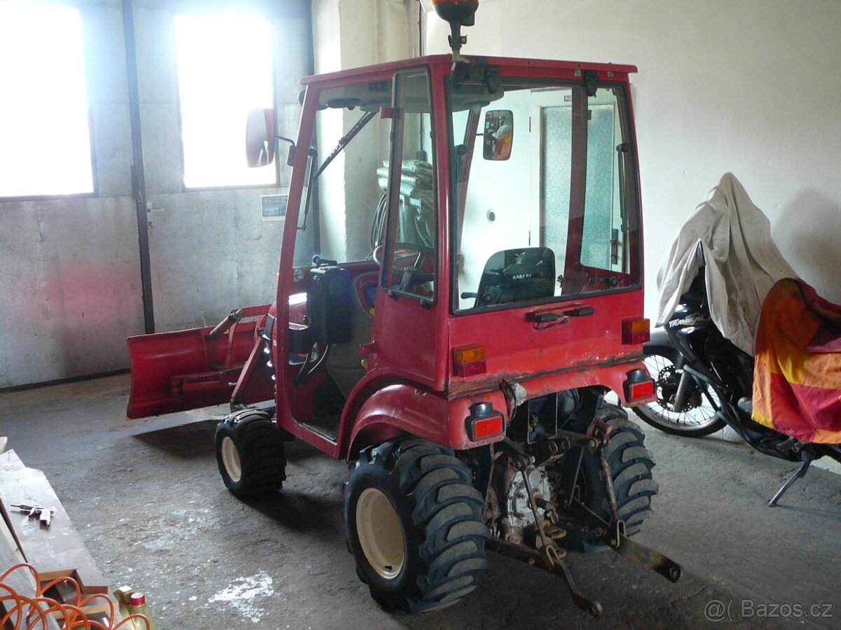 japonský malotraktor - 2